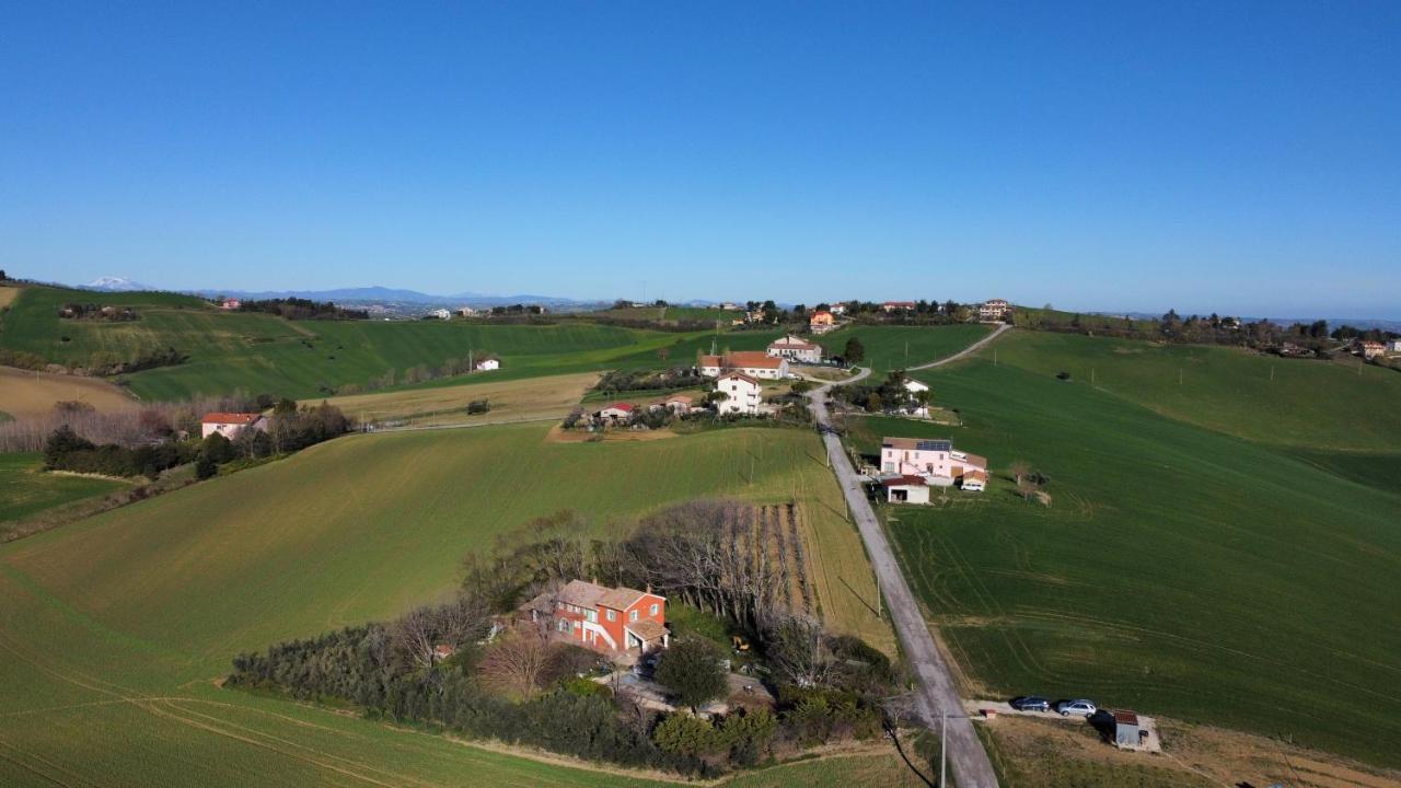 Villa Lemarche B&B Rustico ภายนอก รูปภาพ