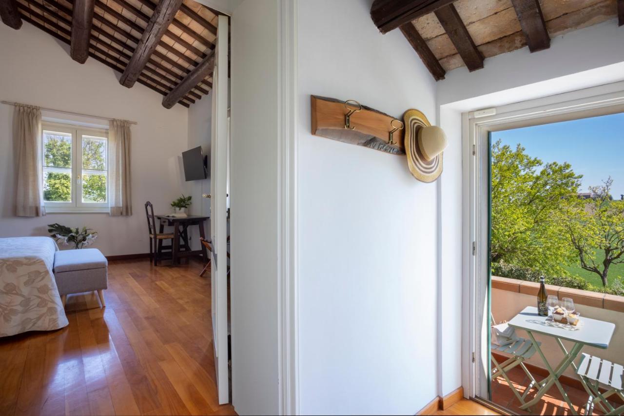 Villa Lemarche B&B Rustico ภายนอก รูปภาพ