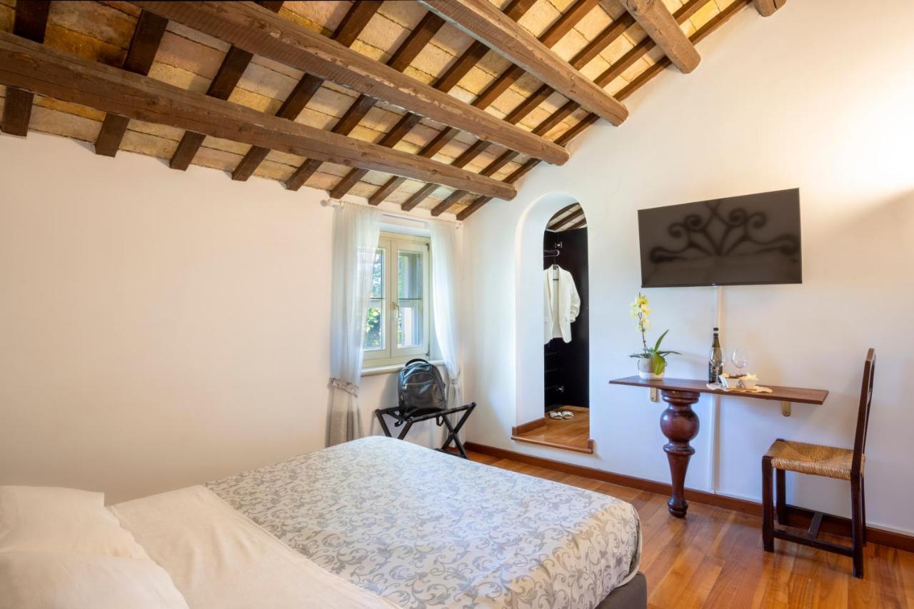 Villa Lemarche B&B Rustico ภายนอก รูปภาพ