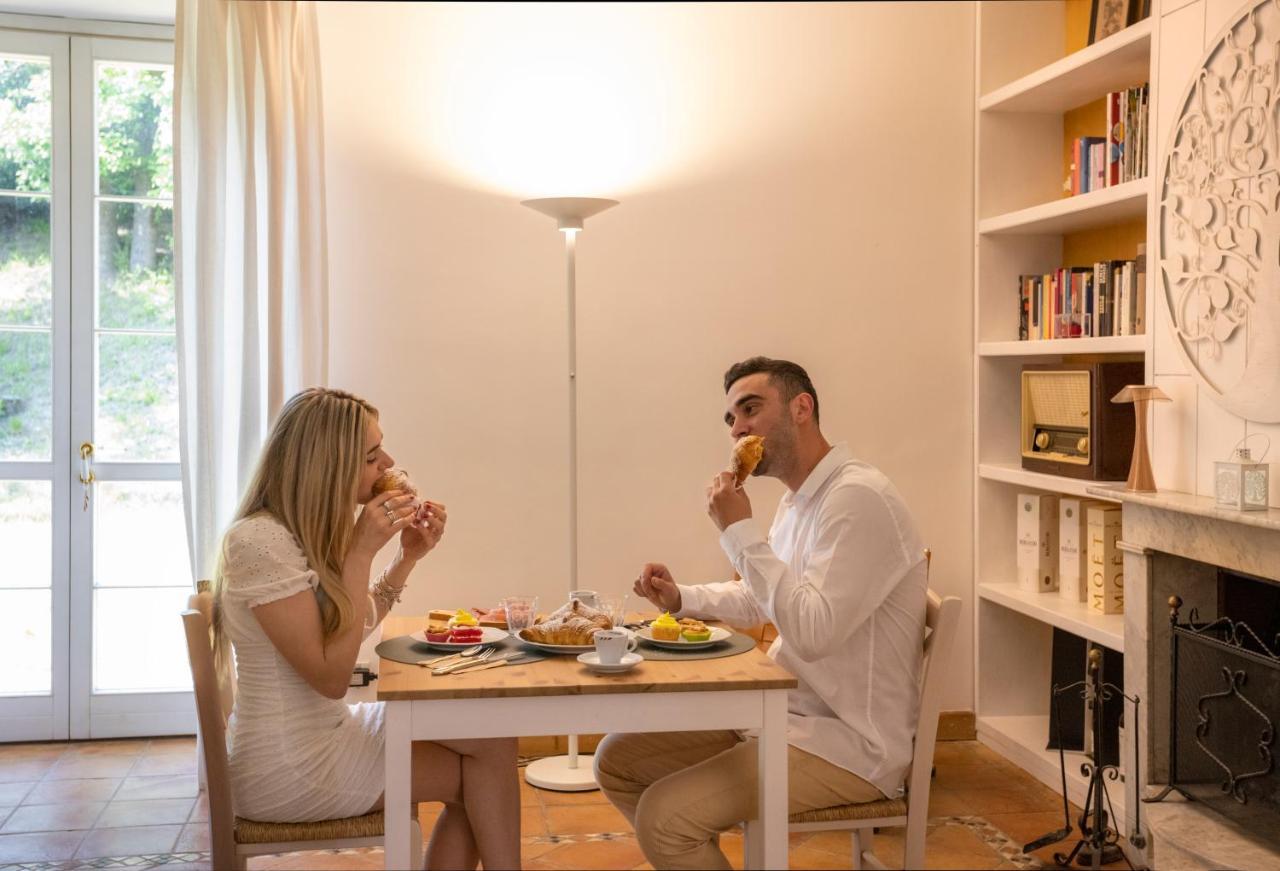 Villa Lemarche B&B Rustico ภายนอก รูปภาพ