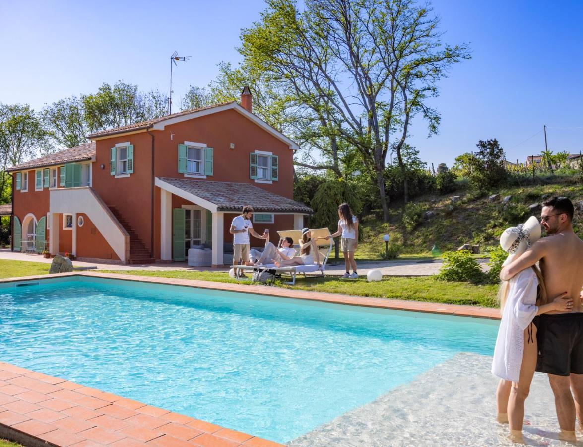 Villa Lemarche B&B Rustico ภายนอก รูปภาพ