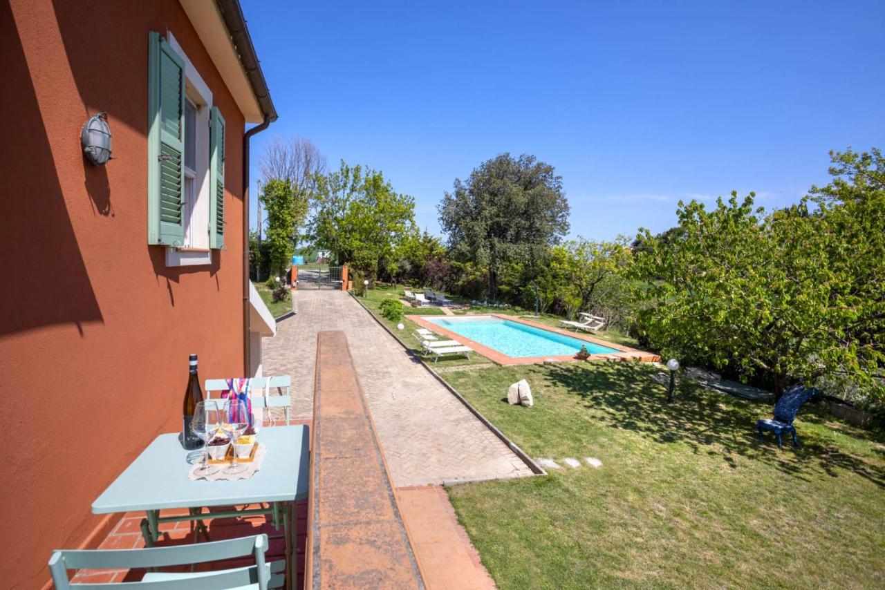 Villa Lemarche B&B Rustico ภายนอก รูปภาพ